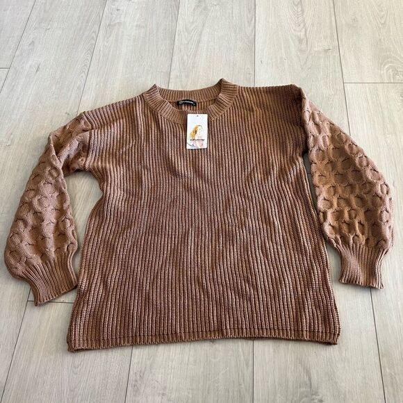 Pretty Garden Sweaters - Pretty Garden woman’s sweater size M